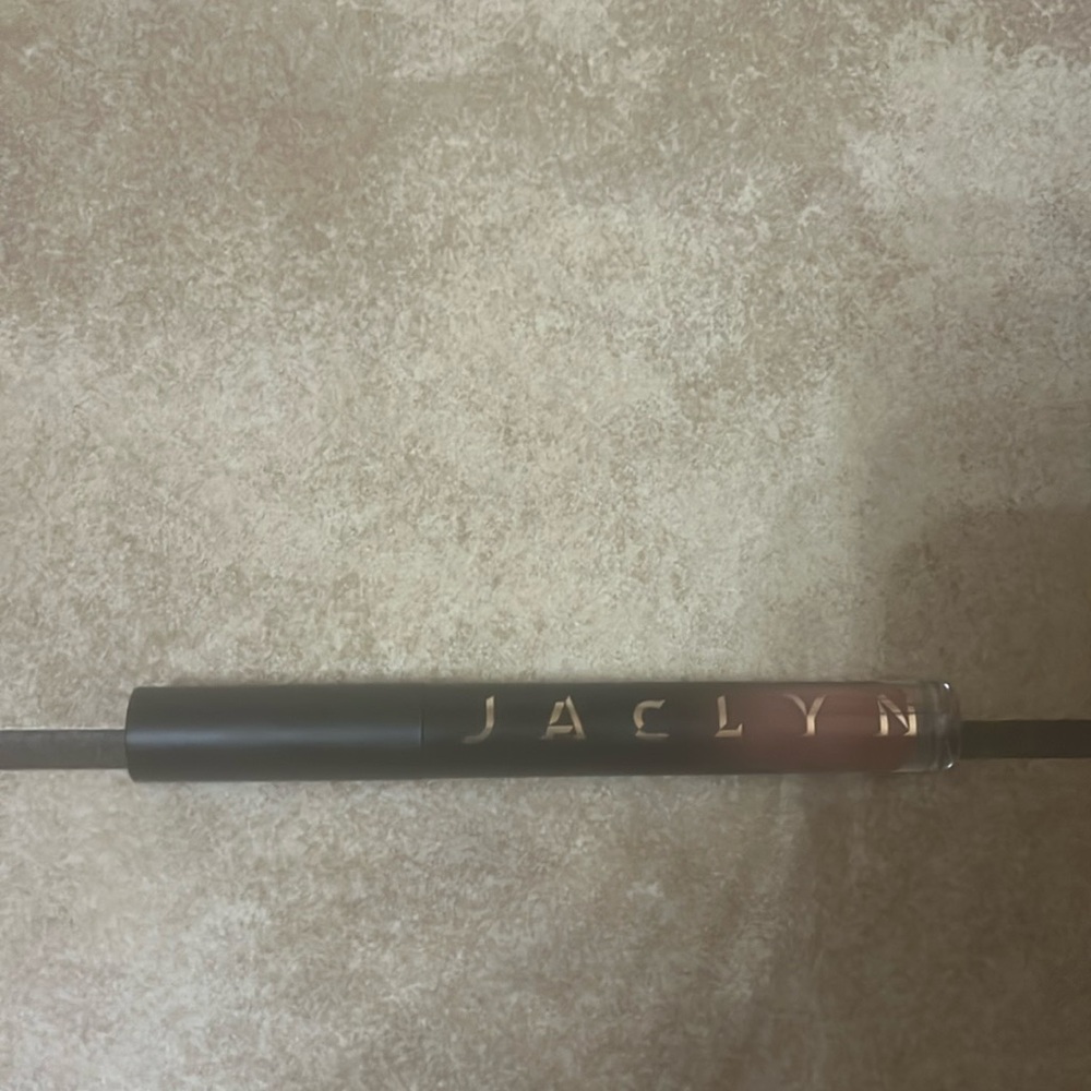 Never used Jaclyn hill lipstick in confidence